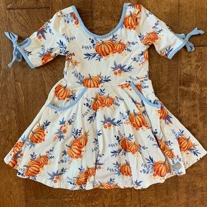 Girls dress